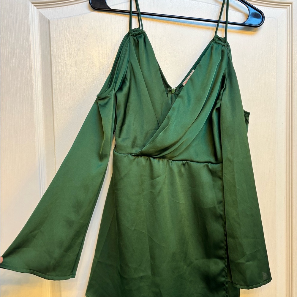 Elegant Green Satin Dress with Cold Shoulder